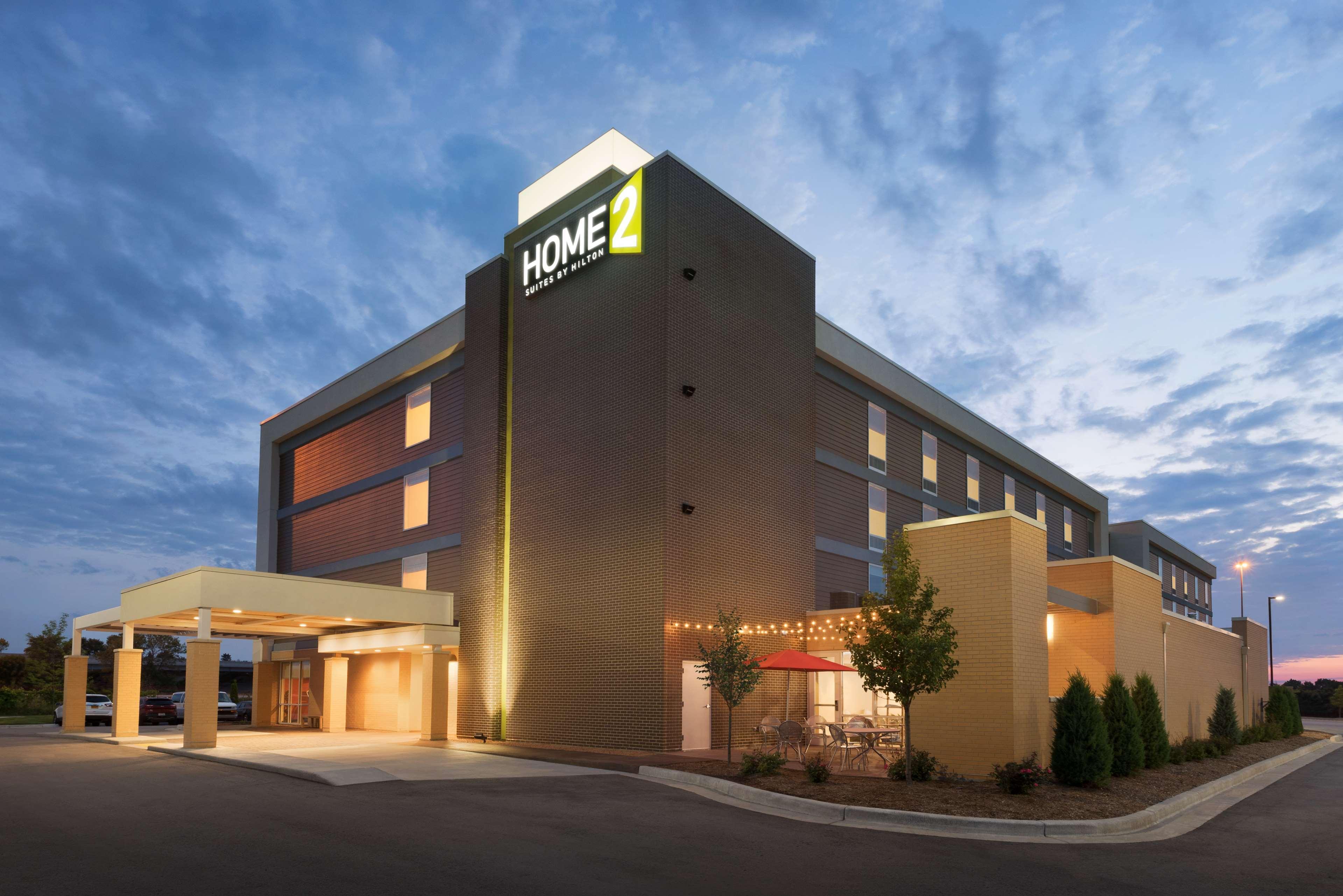 Home2 Suites By Hilton Milwaukee Brookfield Waukesha Εξωτερικό φωτογραφία