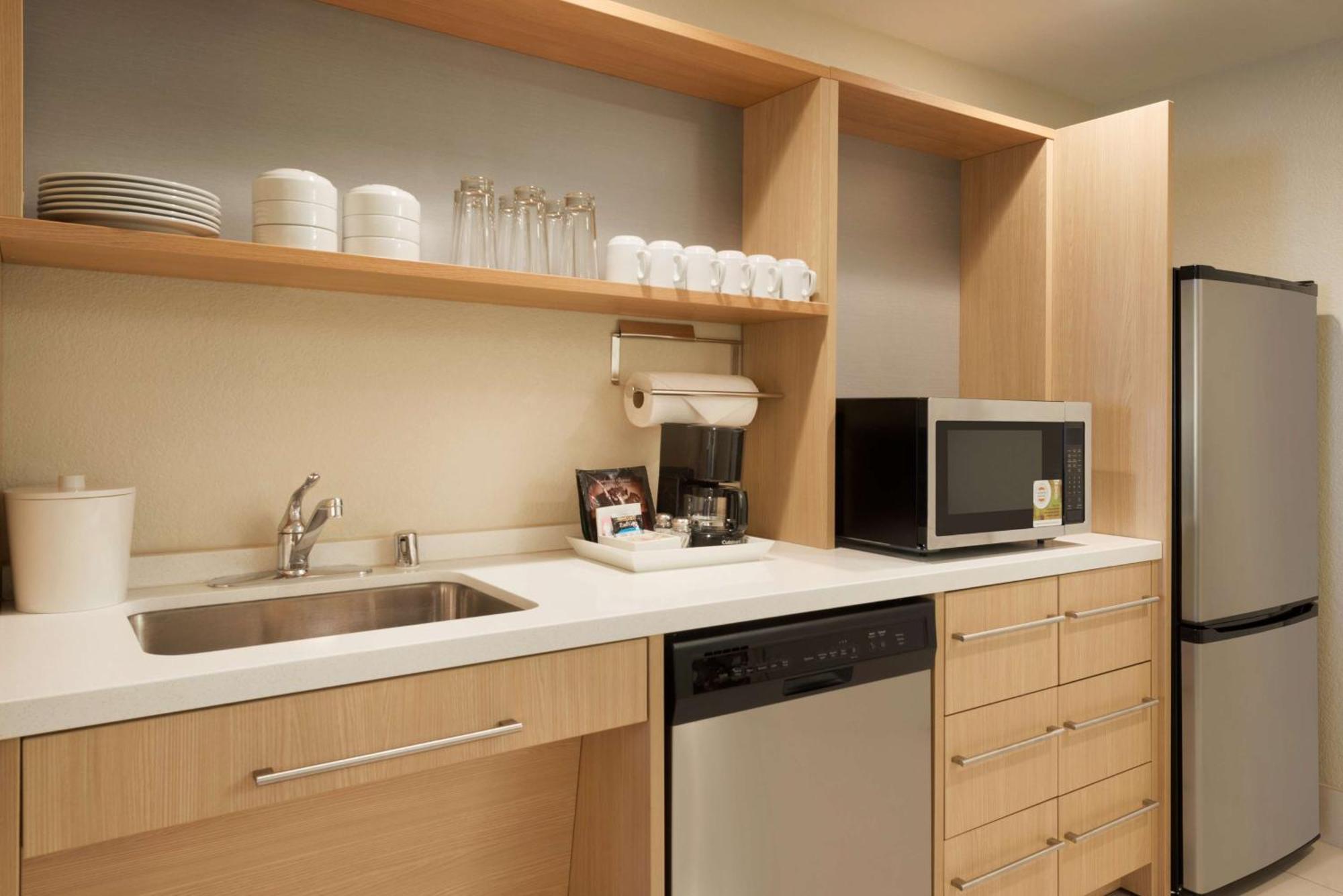 Home2 Suites By Hilton Milwaukee Brookfield Waukesha Εξωτερικό φωτογραφία