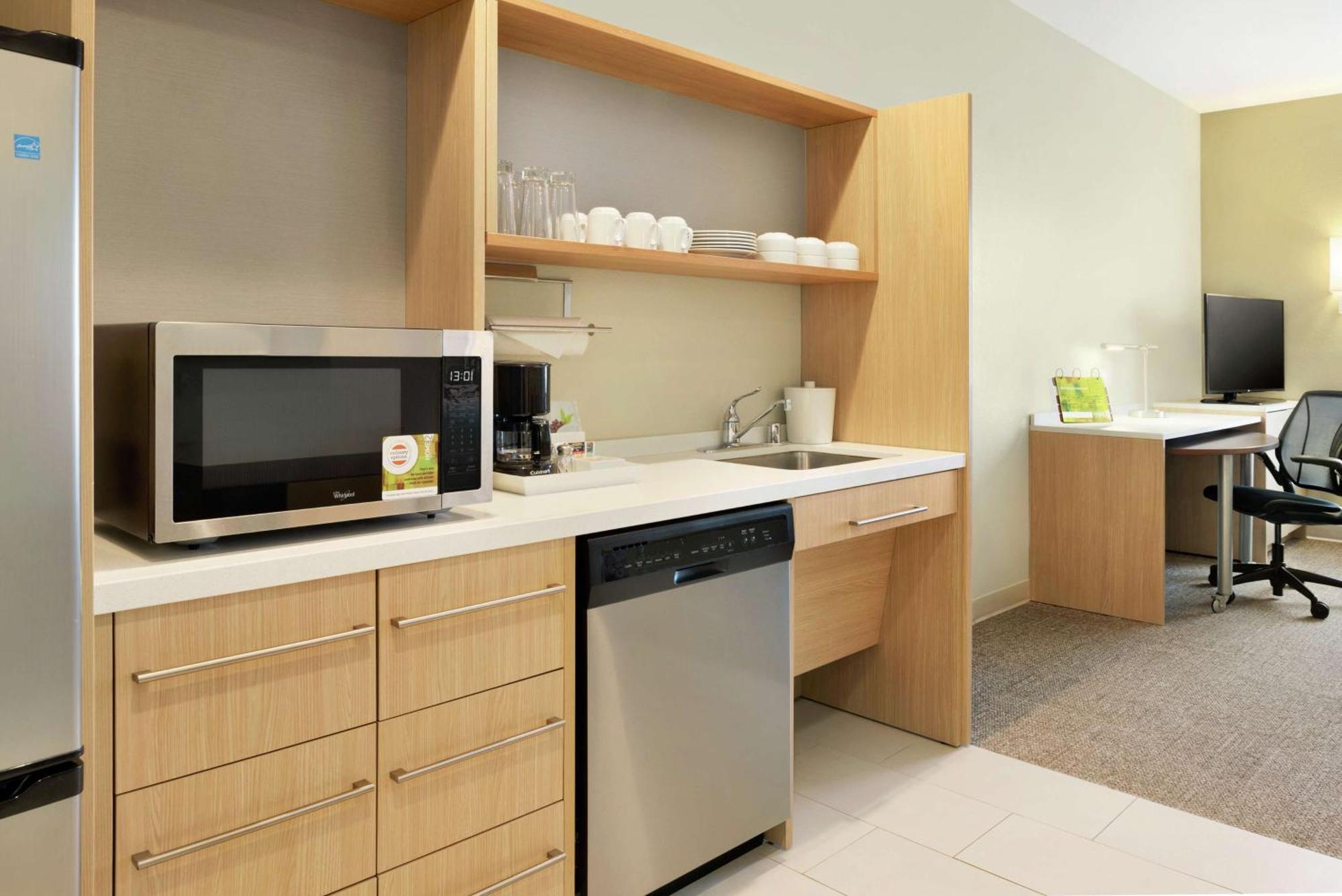 Home2 Suites By Hilton Milwaukee Brookfield Waukesha Εξωτερικό φωτογραφία