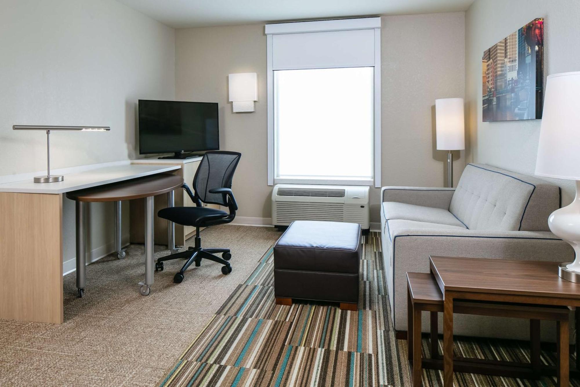 Home2 Suites By Hilton Milwaukee Brookfield Waukesha Εξωτερικό φωτογραφία